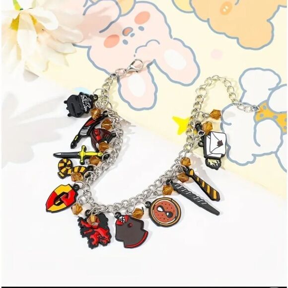 Harry Potter Charm Bracelet - Picture 2 of 4